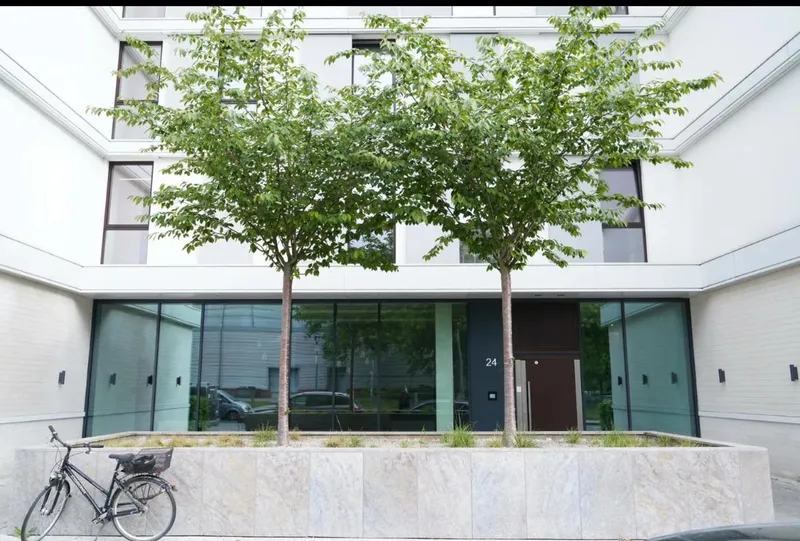 Luxuriöses 2-Zi.-Apartment mit Balkon in Berlin-Prenzlauer Berg — photo 1